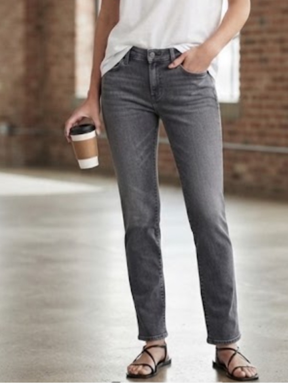 Armani Exchange Gray Straight Leg Jeans Size 6 Classic Denim